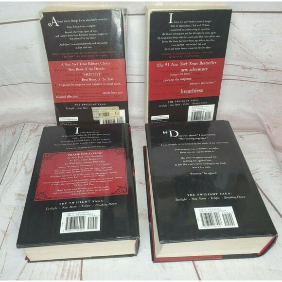 4 Twilight Saga Series Set: 1-4 Twilight, New Moon, Eclipse,Breaking Dawn Books - Picture 12 of 12